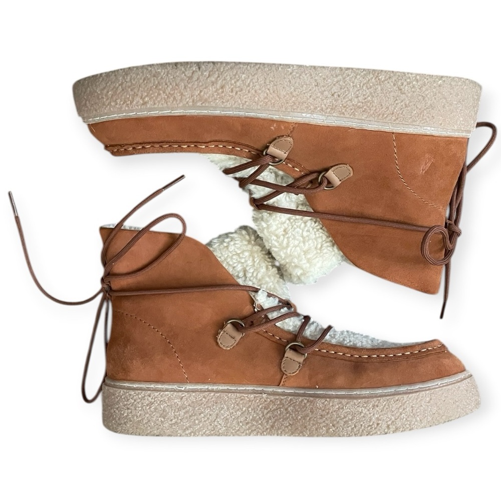 Hush Puppies Bridget Chukka Boots Tan Suede Faux Shearing women’s 10 casual cozy